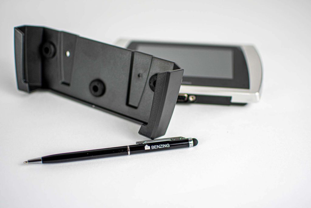 benzingm3wallholder2 BENZING